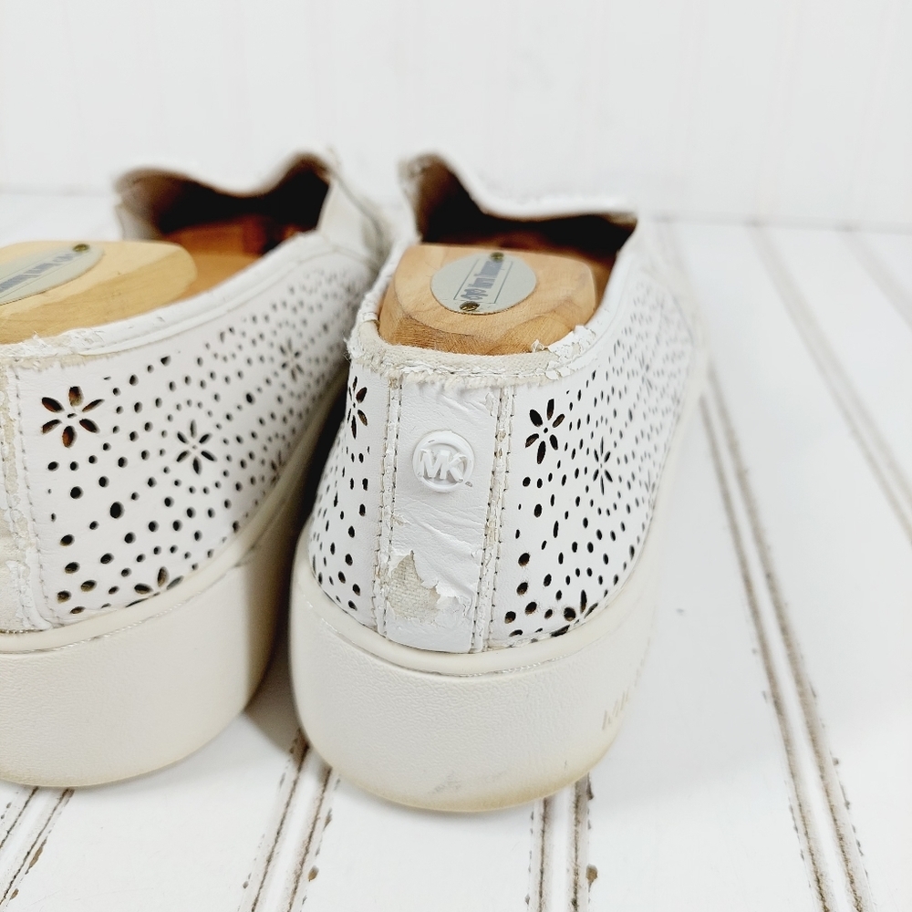 Michael Kors MK White Leather Slip-On Laser Cut Shoes Sneakers A314 - Picture 5 of 13